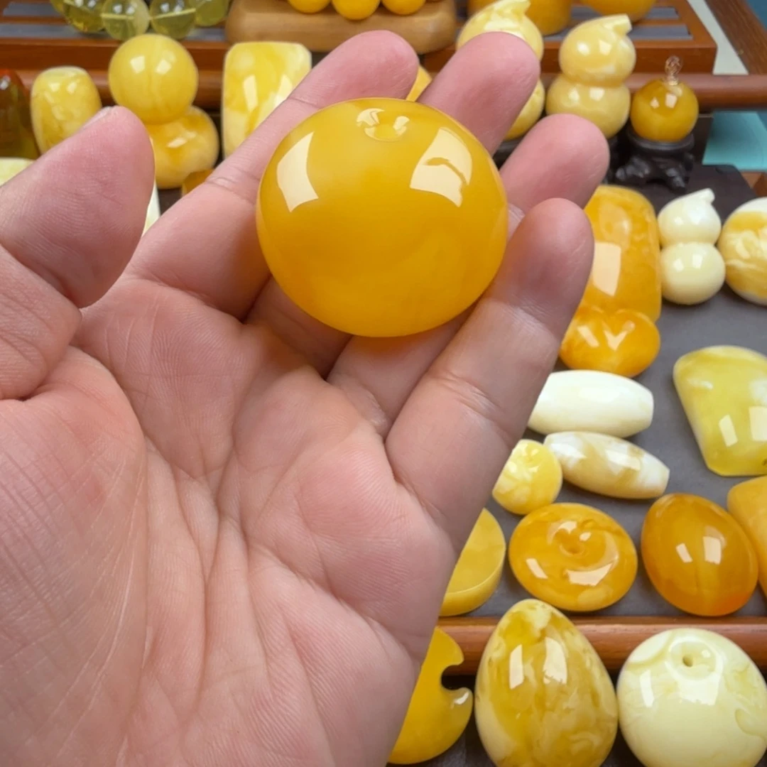 琥珀颈饰未镶嵌纯天然琥珀蜜蜡
