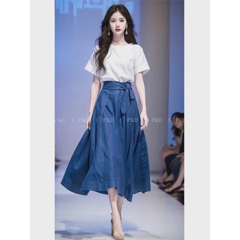 女款搭配一整套气质松弛感穿搭洋气轻奢连衣裙子高档2024新款显瘦