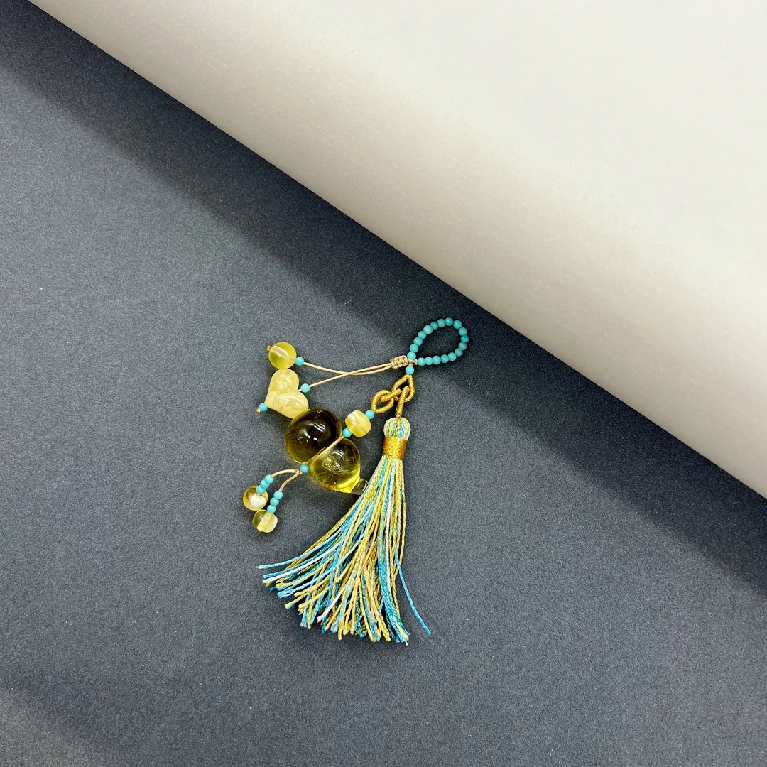 【润家原创】天然琥珀蜜蜡葫芦绿松流苏DIY设计款挂件#6374