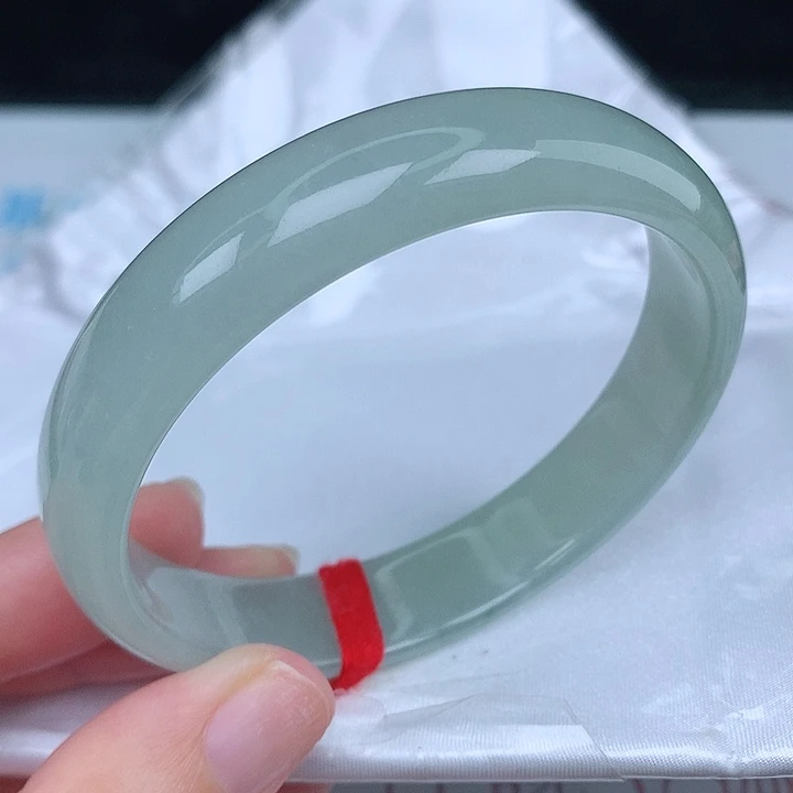 未镶嵌手镯翡翠天然