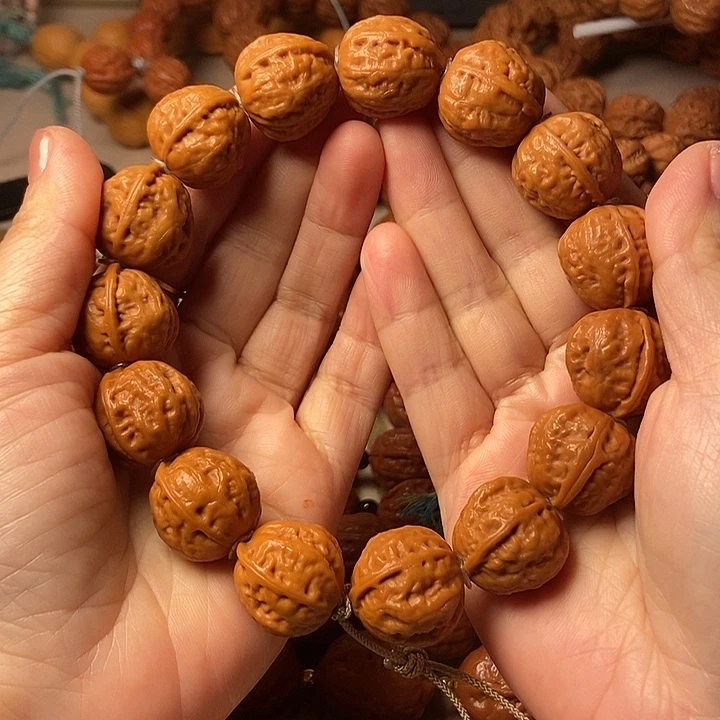 文玩核桃手串金蟾背