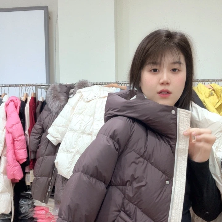 x***8芮娜依莲芮娜依莲