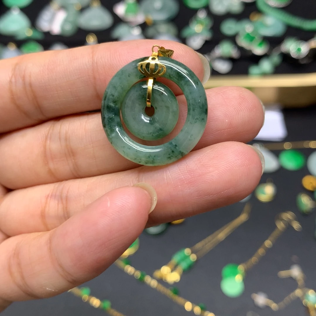 吊坠(不含链)18K金镶嵌翡翠有纹裂