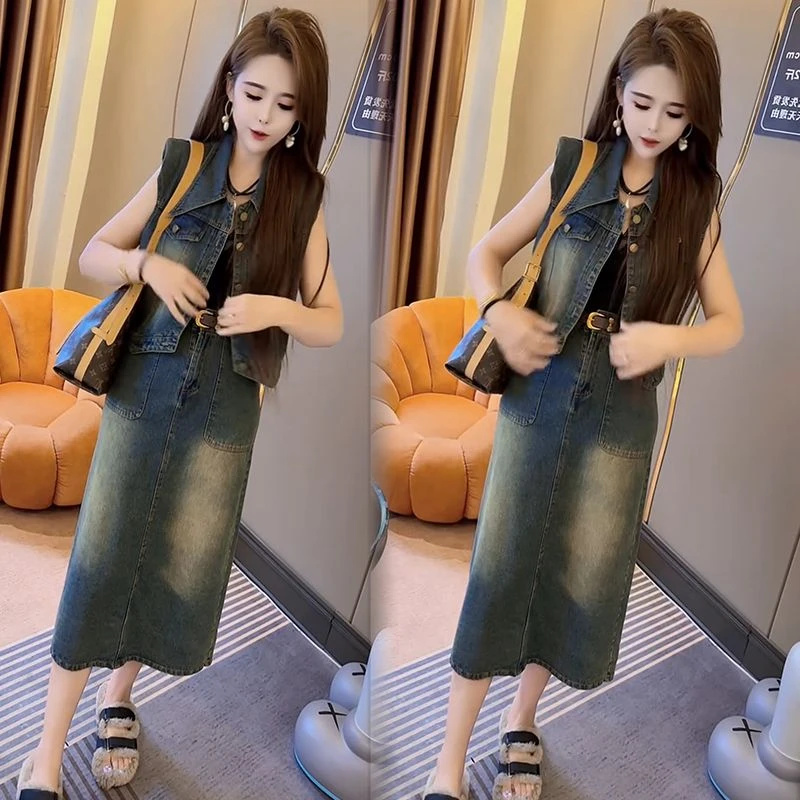 新款时尚牛仔马甲设计休闲套装女秋无袖半身裙宽松大码2025两件套