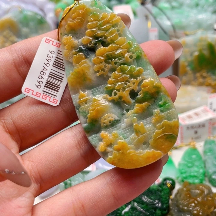 翡翠未镶嵌吊坠(不含链)