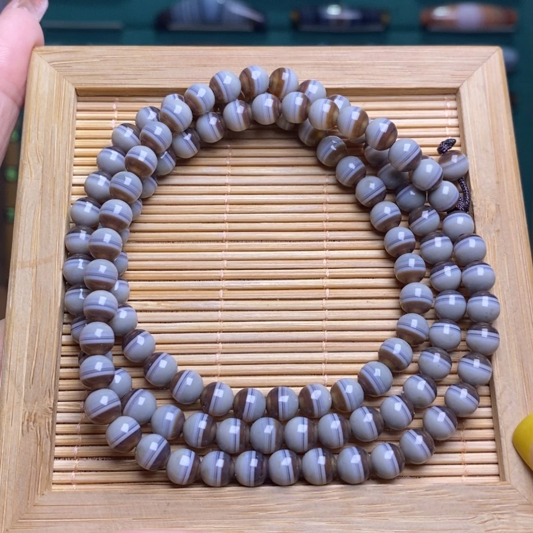 一***梹玛瑙/玉髓未镶嵌珠宝半成品