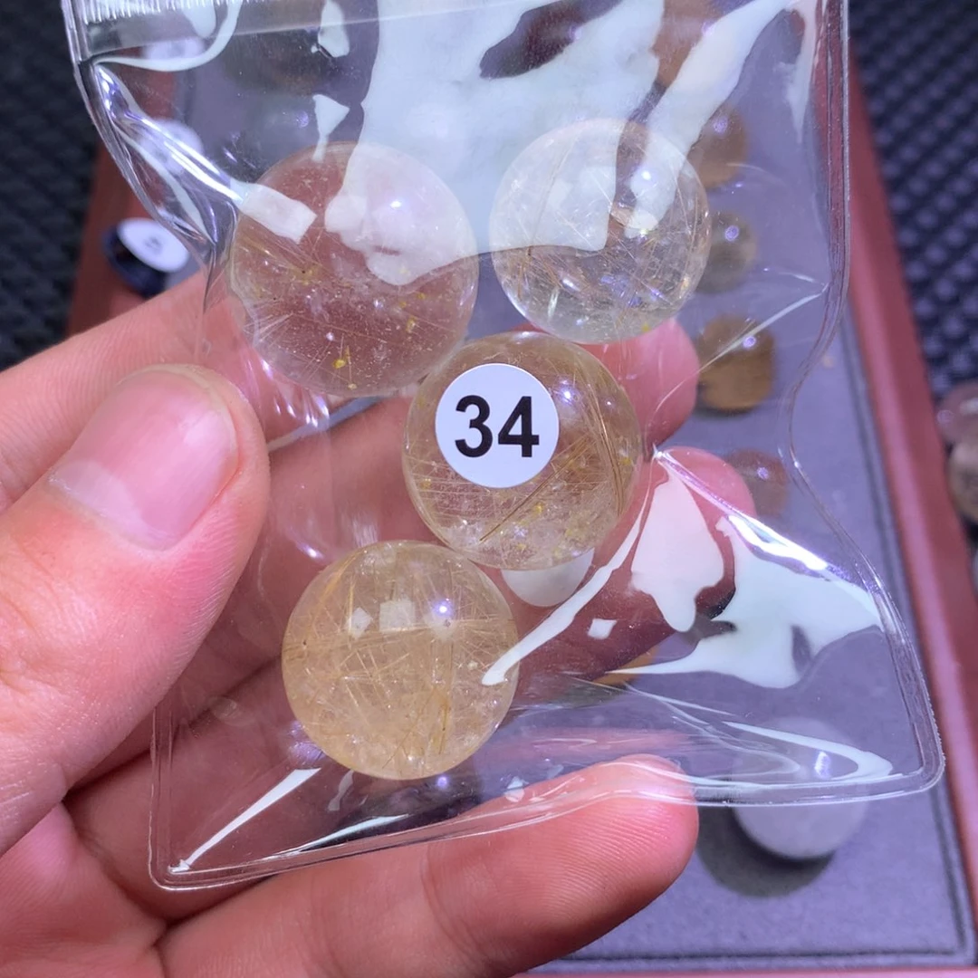 未镶嵌颈饰水晶@****?