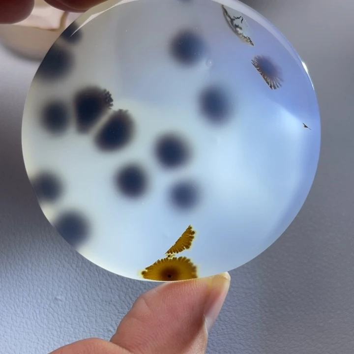 玛瑙/玉髓颈饰未镶嵌天**久