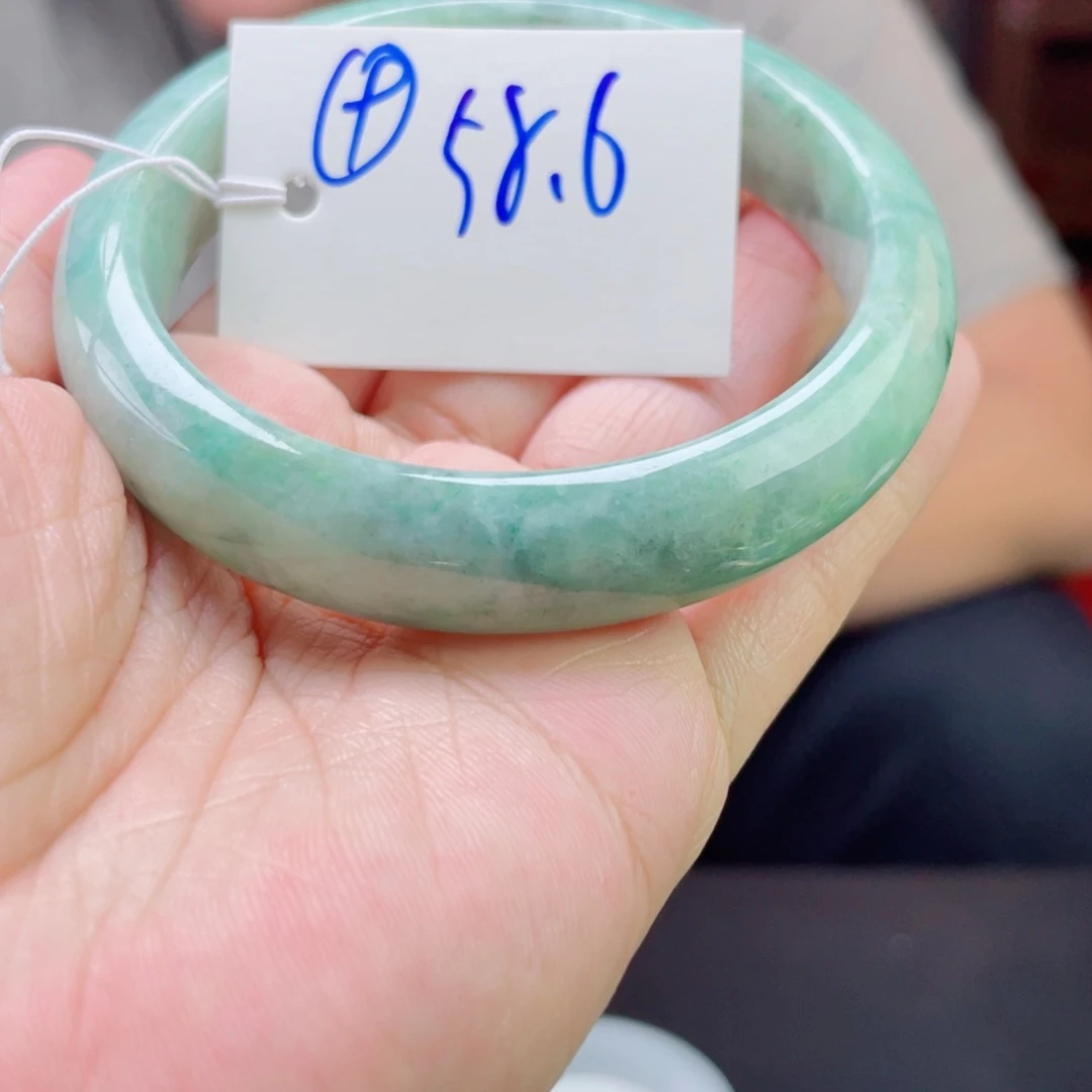 未镶嵌手镯翡翠9