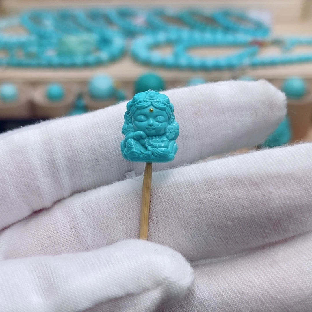 绿松石未镶嵌珠宝奇石