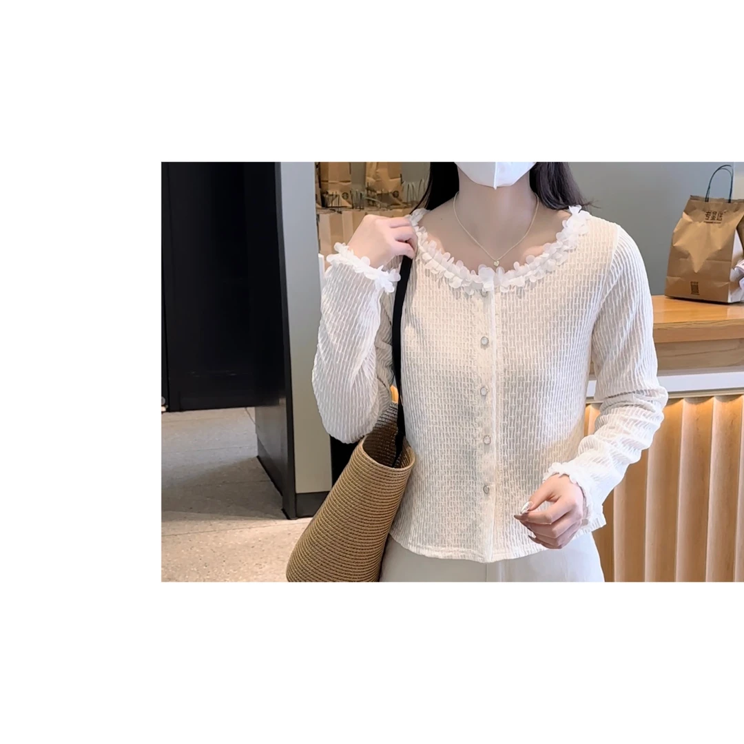 BK STUDIO 2025春季新款花朵圆领设计小众长袖内搭针织上衣