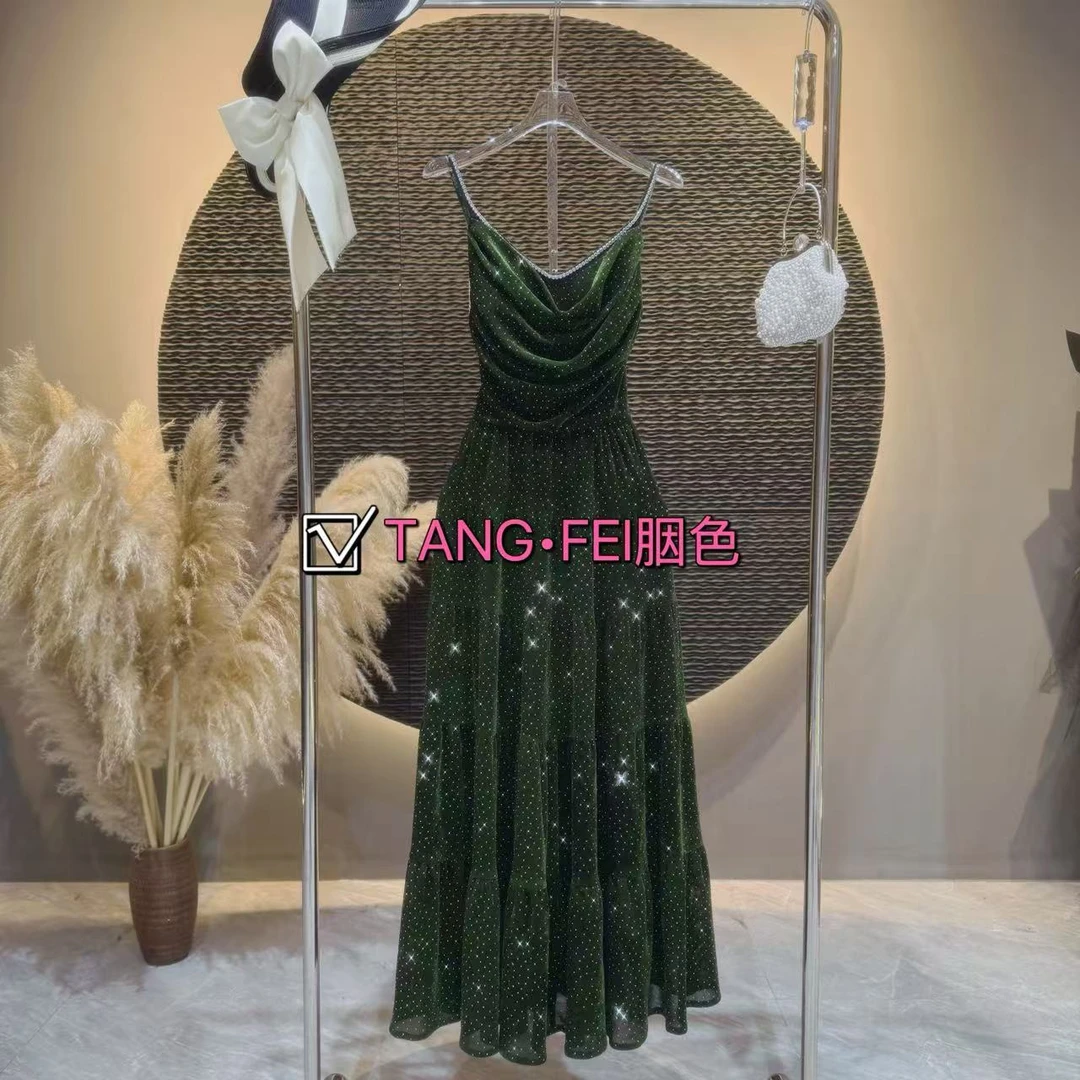 TANG-FEI咽色【绿野仙踪】 亮钻细闪荡领吊带连衣裙