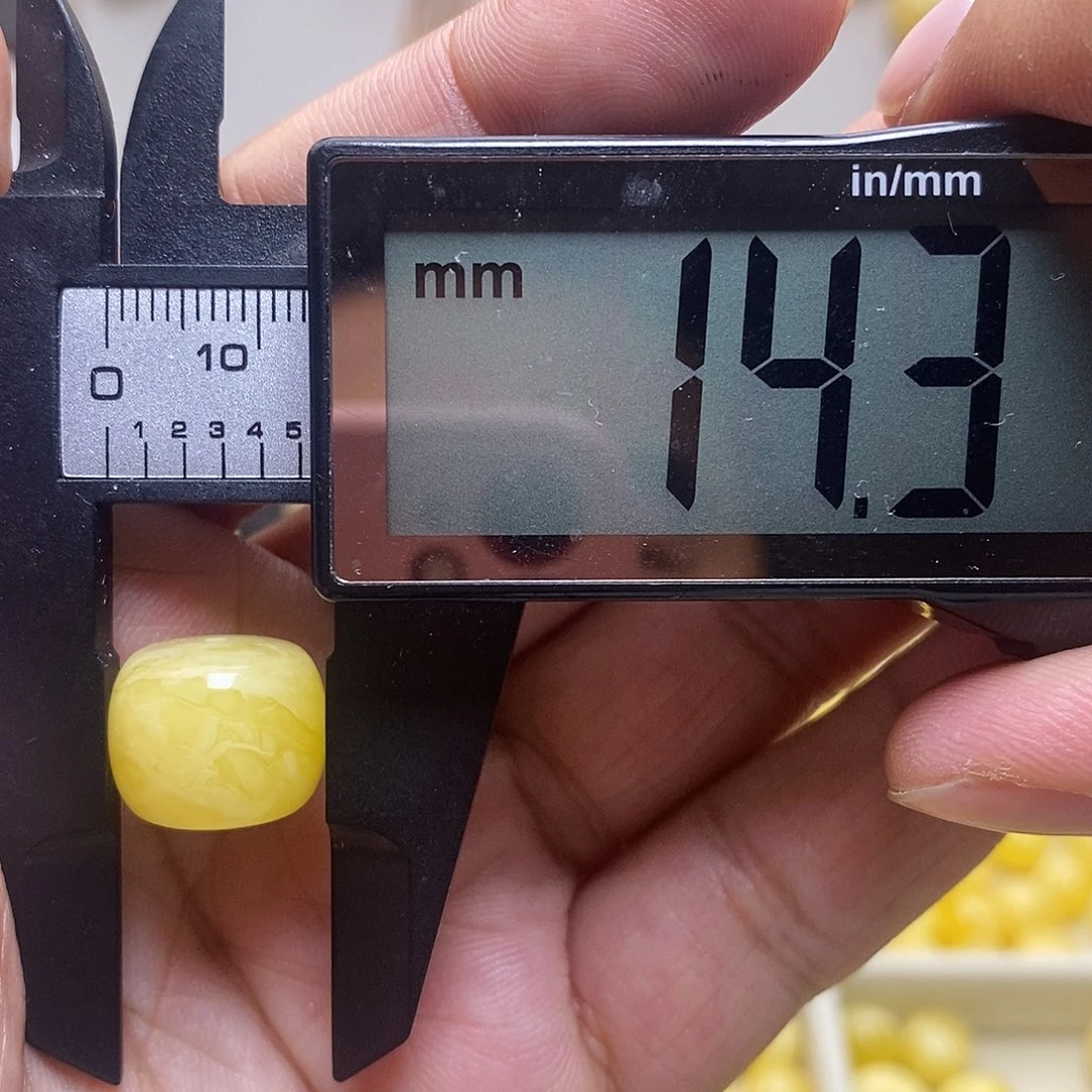 未镶嵌琥珀裸石蜜蜡老型