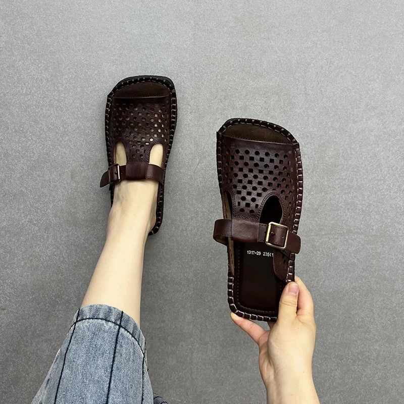 艺鞜2025年夏季新款真皮方头镂空T字打孔外穿半拖复古凉拖鞋女