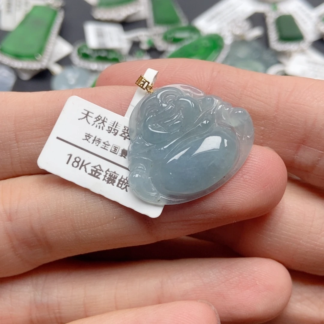 翡翠18K金镶嵌颈饰