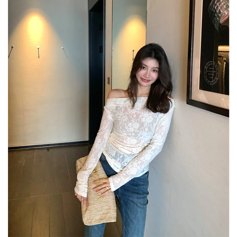 【ALONE SAVOR】龍喜儿 花未眠 法式高级感蕾丝钩花一字肩T恤Z581