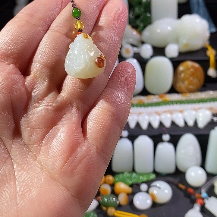 和田玉颈饰未镶嵌高*