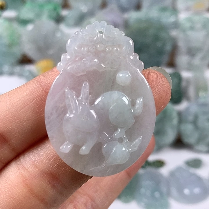 翡翠未镶嵌颈饰兔兔牌福利