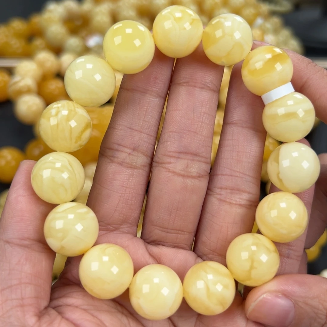 琥珀未镶嵌手链30.7克