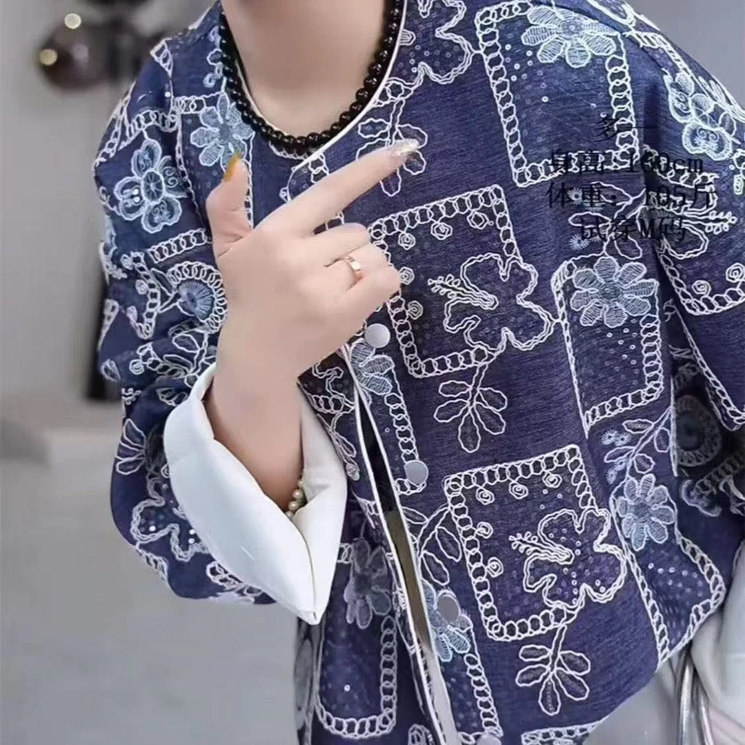 新中式国风盘扣重工刺绣牛仔外套女2025早春新款女装宽松牛仔衣潮