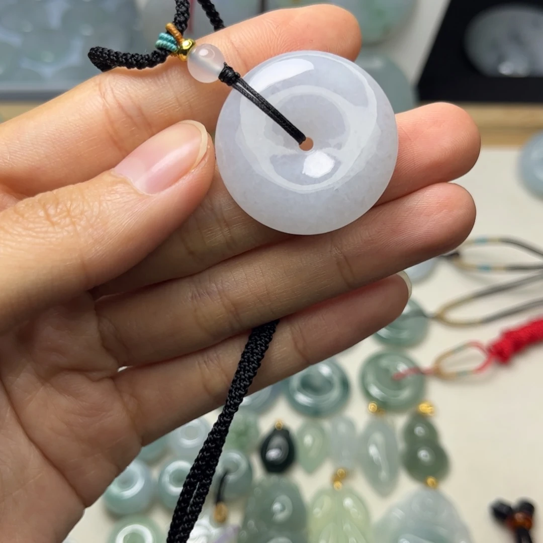 翡翠未镶嵌颈饰天然翡翠Ａ货