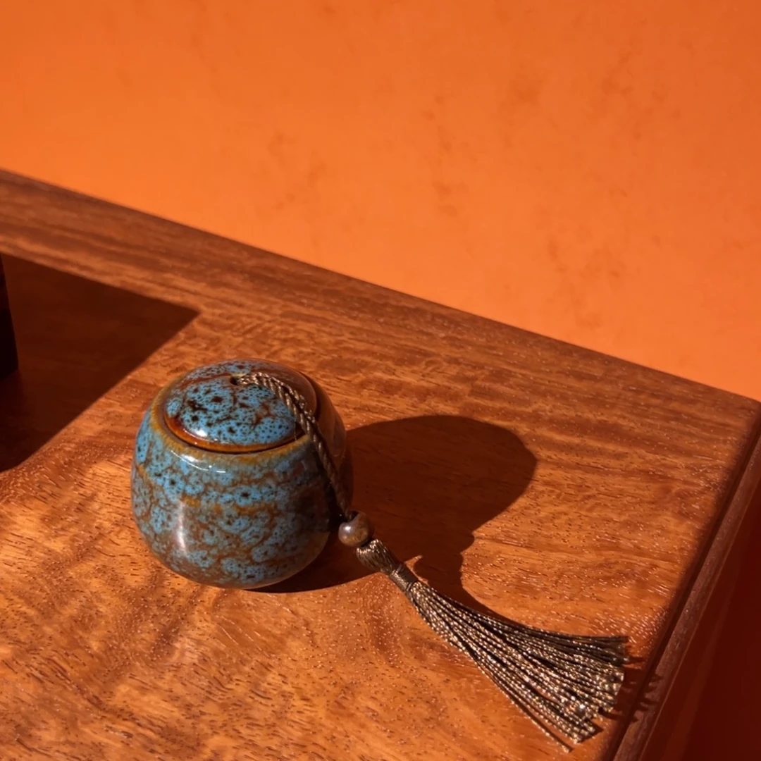 黑酸枝木类家具香罐