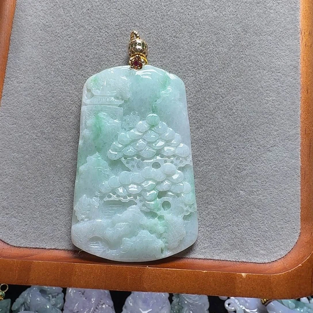 吊坠(赠链)未镶嵌翡翠