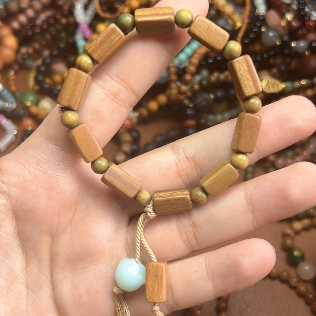 非洲檀香无事牌4899