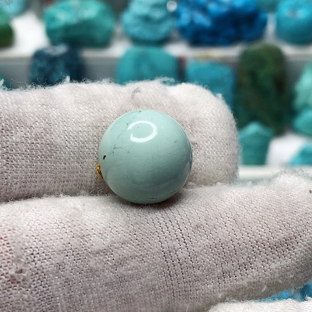 绿松石未镶嵌天然原矿 地大质检13.2mm