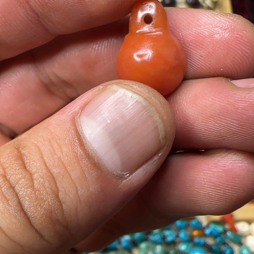 南红玛瑙未镶嵌手链