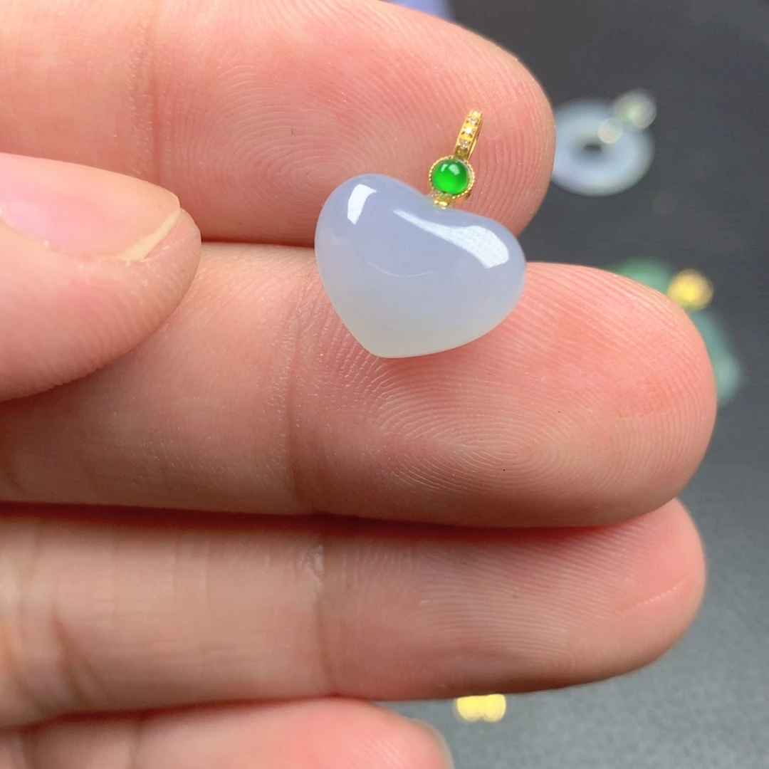 【闪购商品】颈饰18K金镶嵌翡翠翡翠