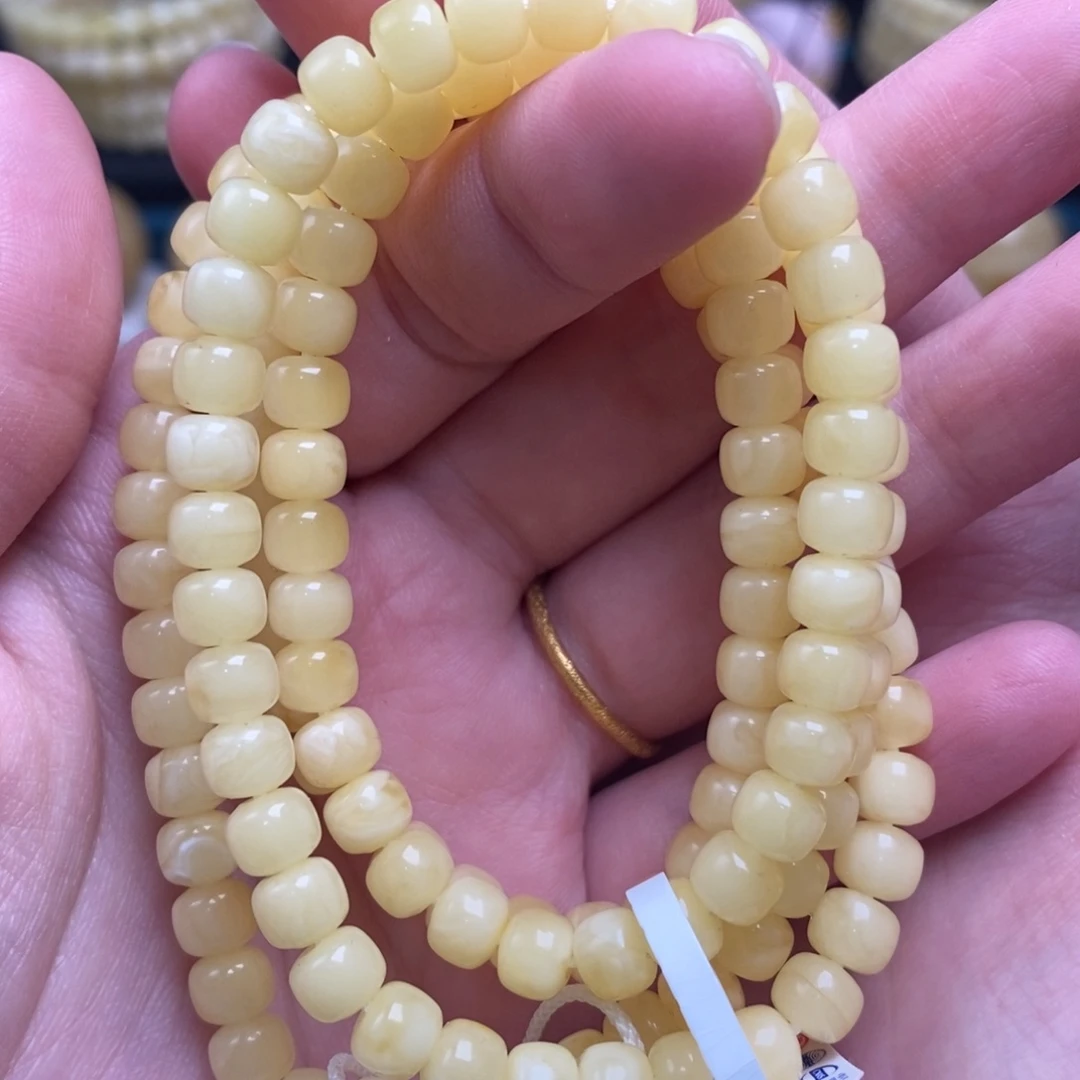 蜜蜡未镶嵌珠宝奇石6.3