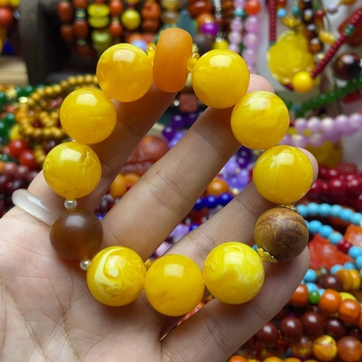 树脂制品16号黄色手串