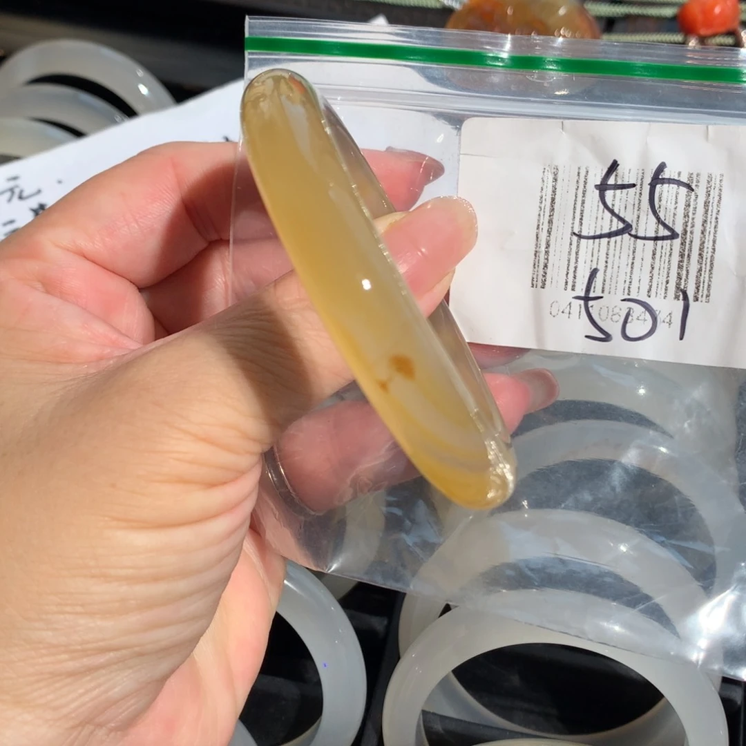 手镯玛瑙/玉髓未镶嵌55