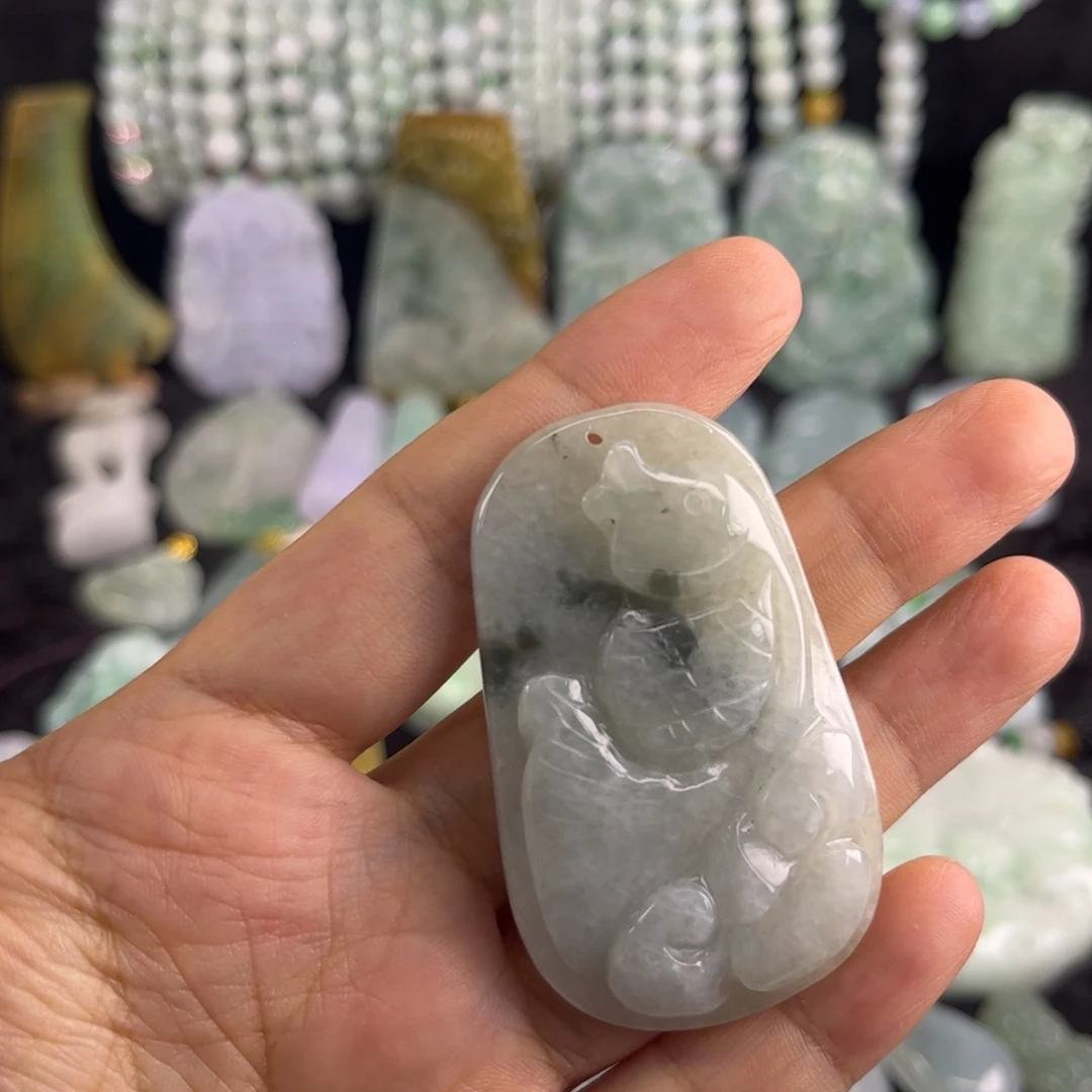 翡翠未镶嵌吊坠(不含链)