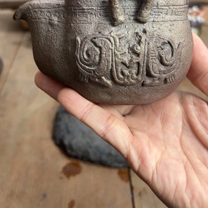 壶世**坤瑕疵瑕疵瑕疵瑕疵