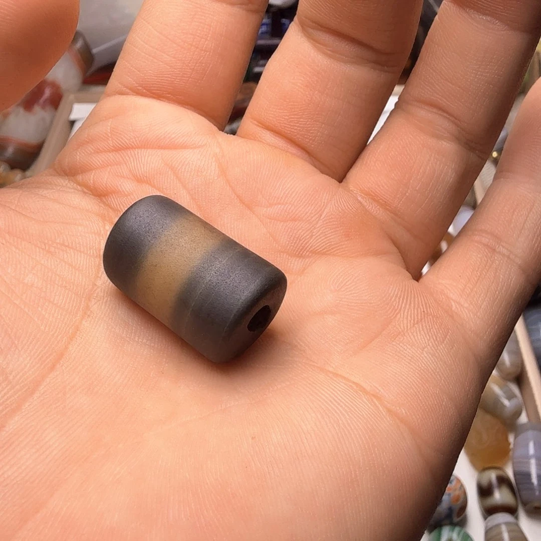 玛瑙/玉髓颈饰合金J****尔