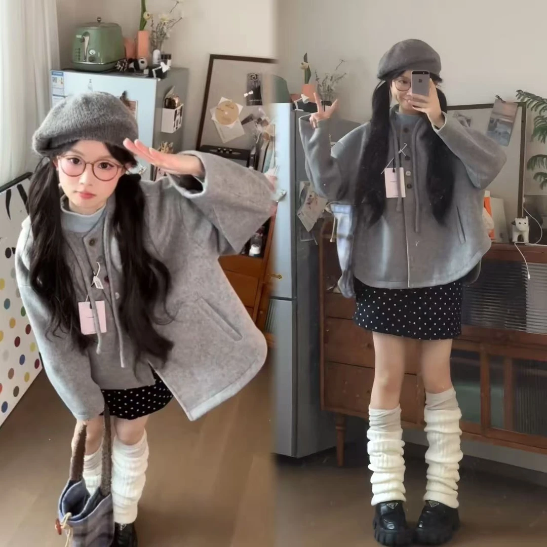 新款韩系小众设计感少女风夹棉彩扣呢外套高腰波点裙套装