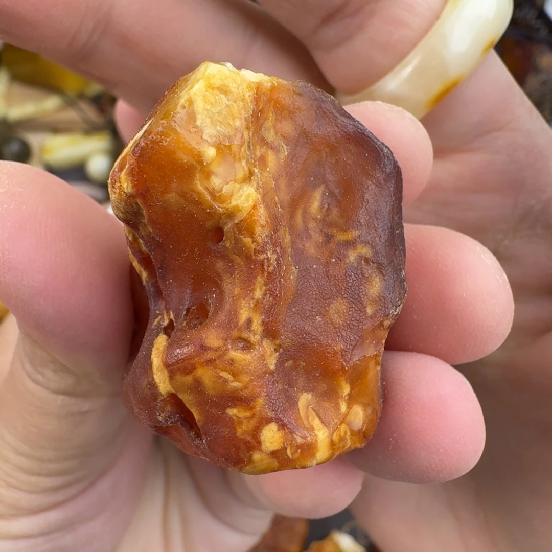 定制琥珀未镶嵌18.1克