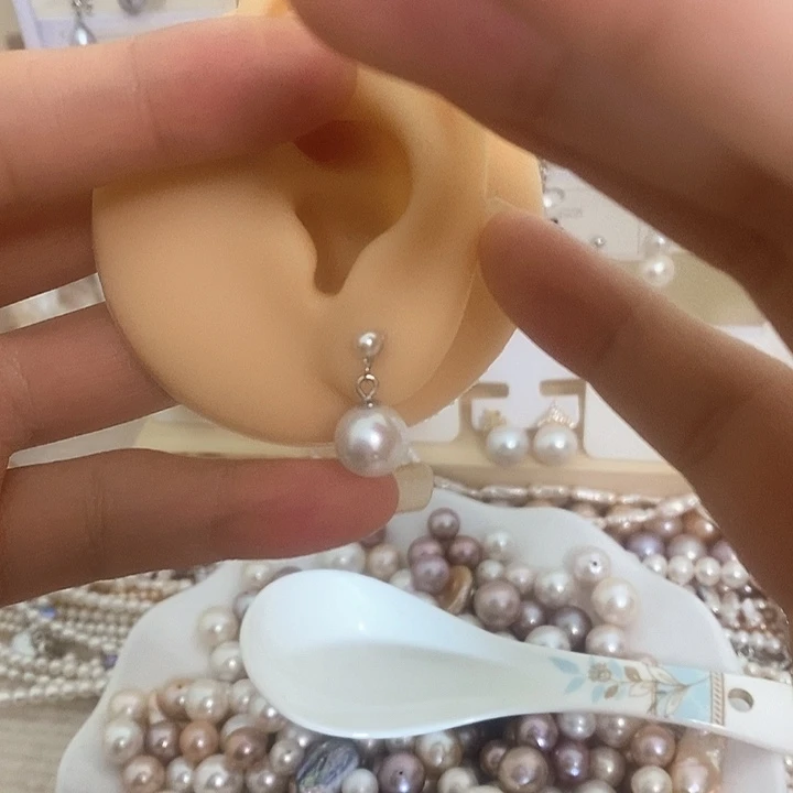 银S925镶嵌淡水珍珠耳饰