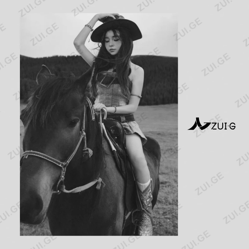 【N33 MOUNTAIN】夏日限定！男女款山系轻若无物凉感立领皮肤衣C1867