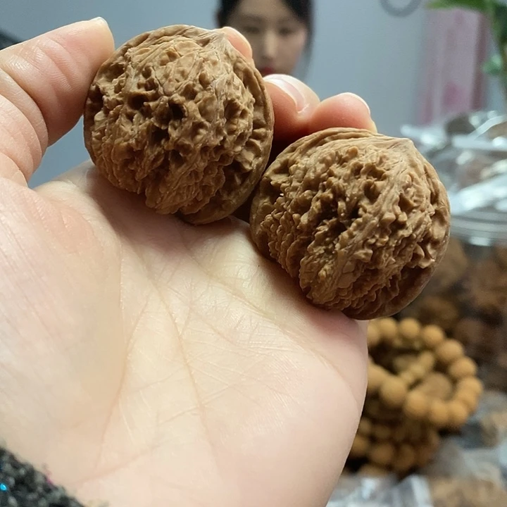 把件文玩核桃40小众137红皮