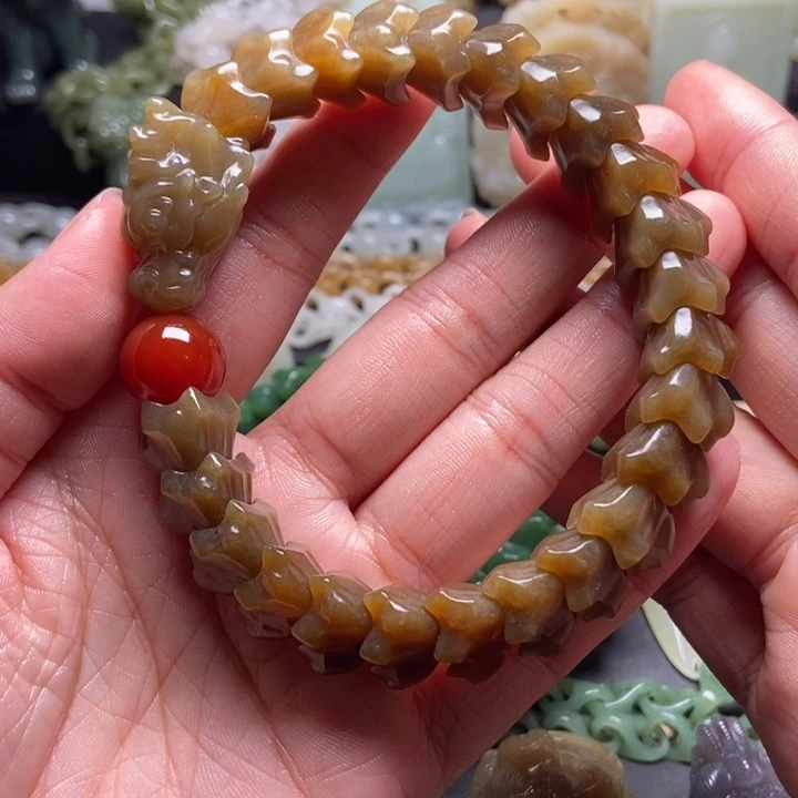 颈饰未镶嵌和田玉你**啊