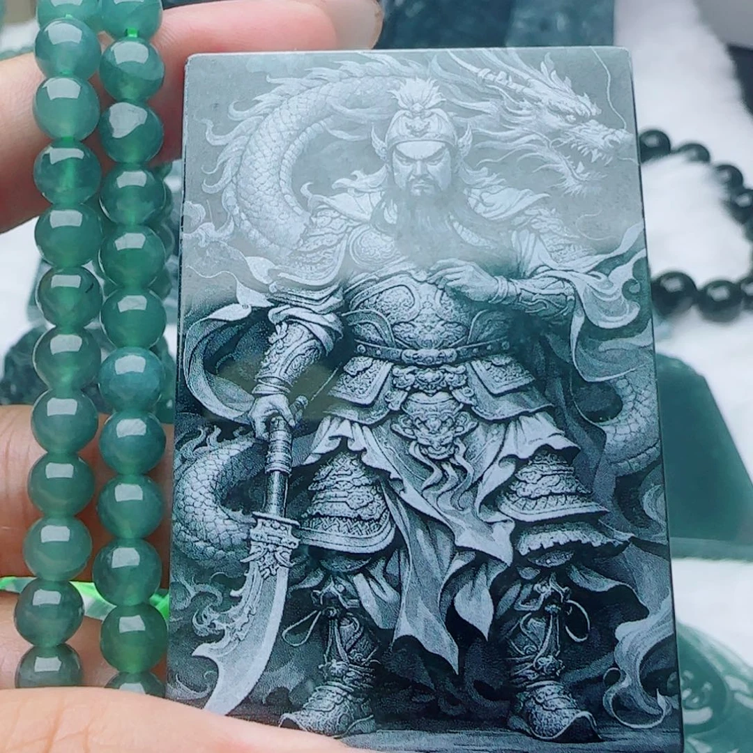 颈饰未镶嵌翡翠多样性发货天然的A货翡翠