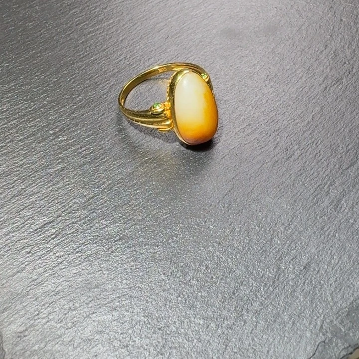 和田玉18K金镶嵌珠宝奇石