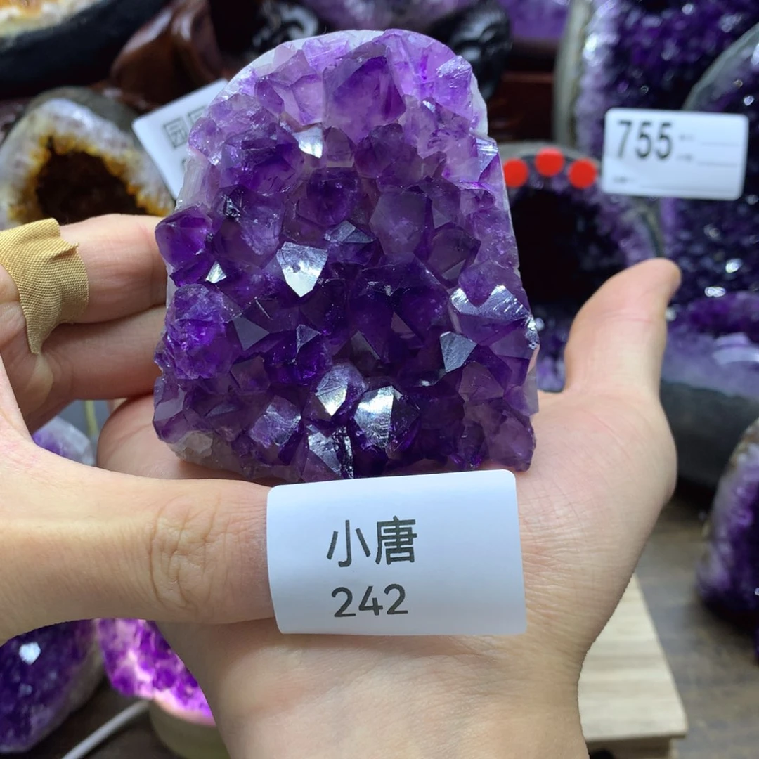 紫晶大型摆件（非配饰）未镶嵌
