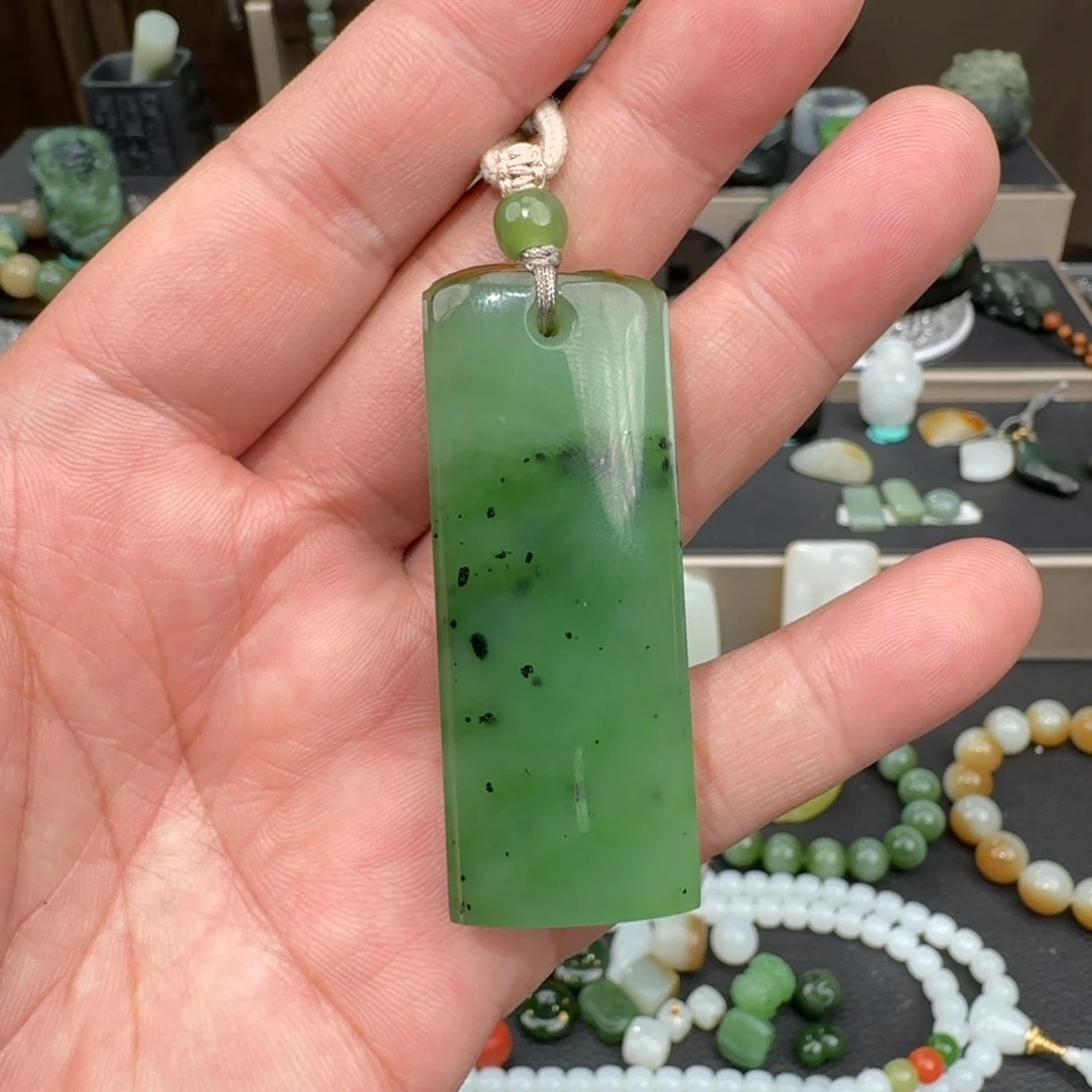 和田玉（碧玉）未镶嵌颈饰