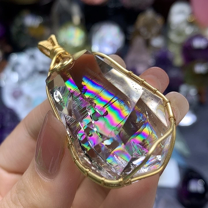 未镶嵌水晶珠宝半成品