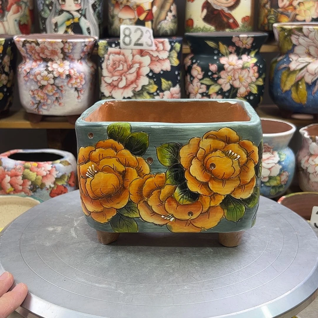 景德镇炫彩手绘口14*10.5高11.5