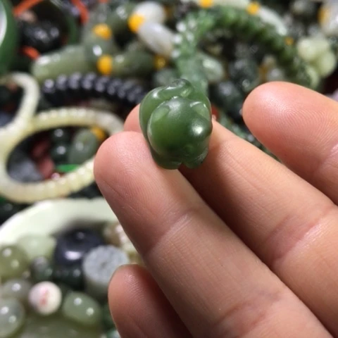 未镶嵌手链和田玉（碧玉）